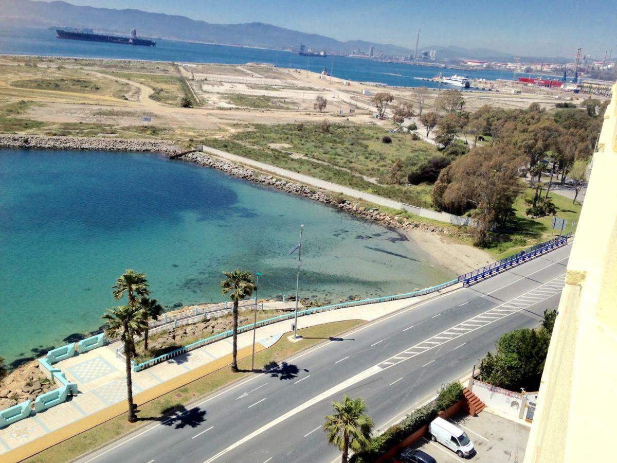 Apartamentos Vista A Tres Continentes La Línea de la Concepción Εξωτερικό φωτογραφία